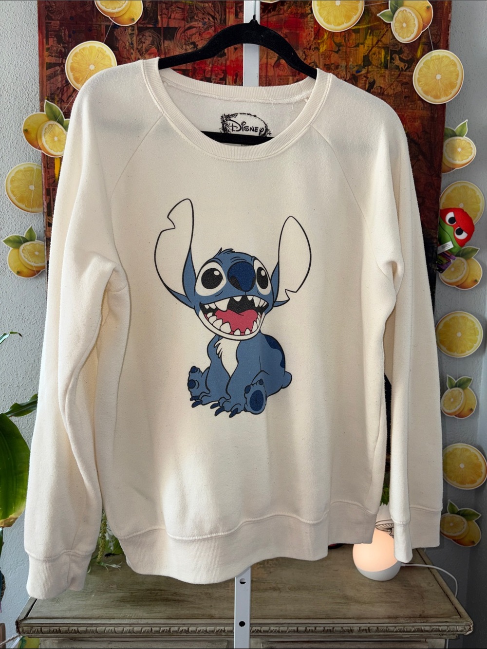 Disney Cream Crewneck Sweatshirt with Blue Stitch Graphic Size XL